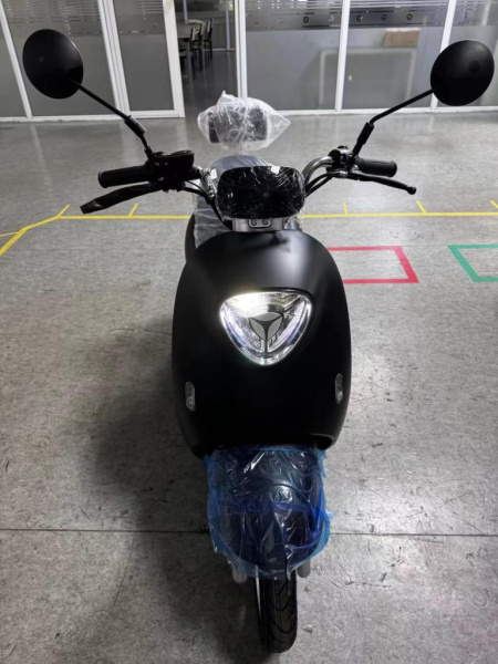 Электроскутер Мотомир YADEA M6 чёрный матовый | Мототека Электроскутер Мотомир YADEA M6 чёрный матовый | Мототека