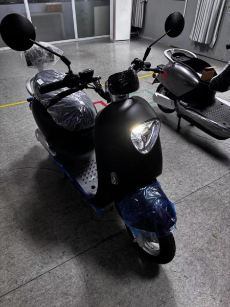 Электроскутер Мотомир YADEA M6 чёрный матовый | Мототека Электроскутер Мотомир YADEA M6 чёрный матовый | Мототека